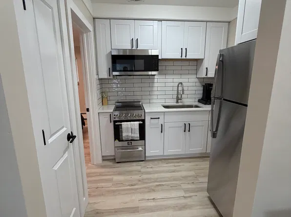 617 E Hudson Ave APT 3, Royal Oak, MI 48067