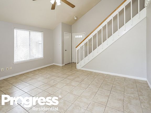 5th image of 16642 Vista Oak Dr