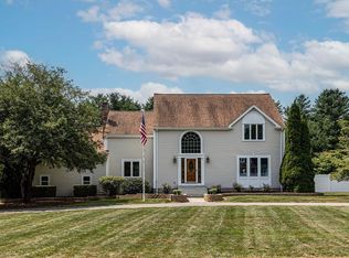 5 Nicholas Rd, Hopkinton, MA 01748