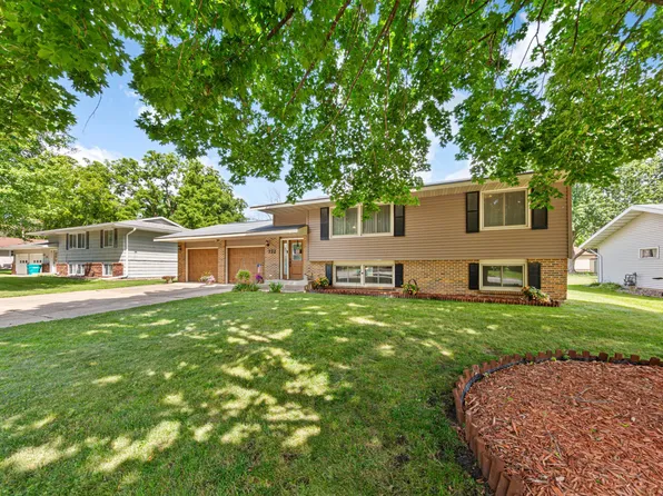 722 16th St SE, Owatonna, MN 55060