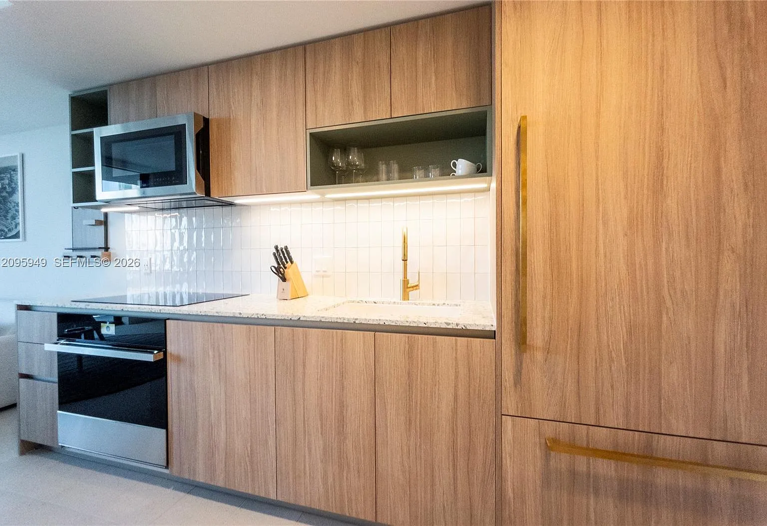 1 bed, 1.0 bath, 653 sqft, $3,200 — Photo 4
