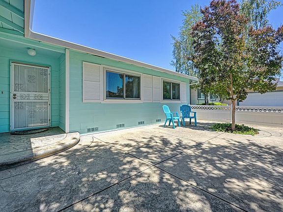 3rd image of 6447 Rexford Way