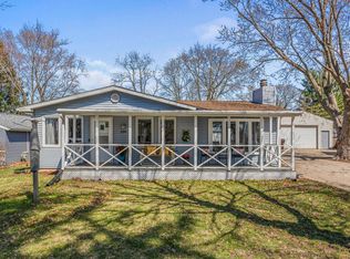 204 W Dunbar St, Mahomet, IL 61853