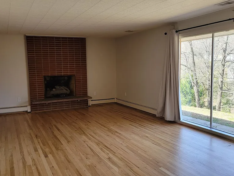 223 Cherry St — Photo 6