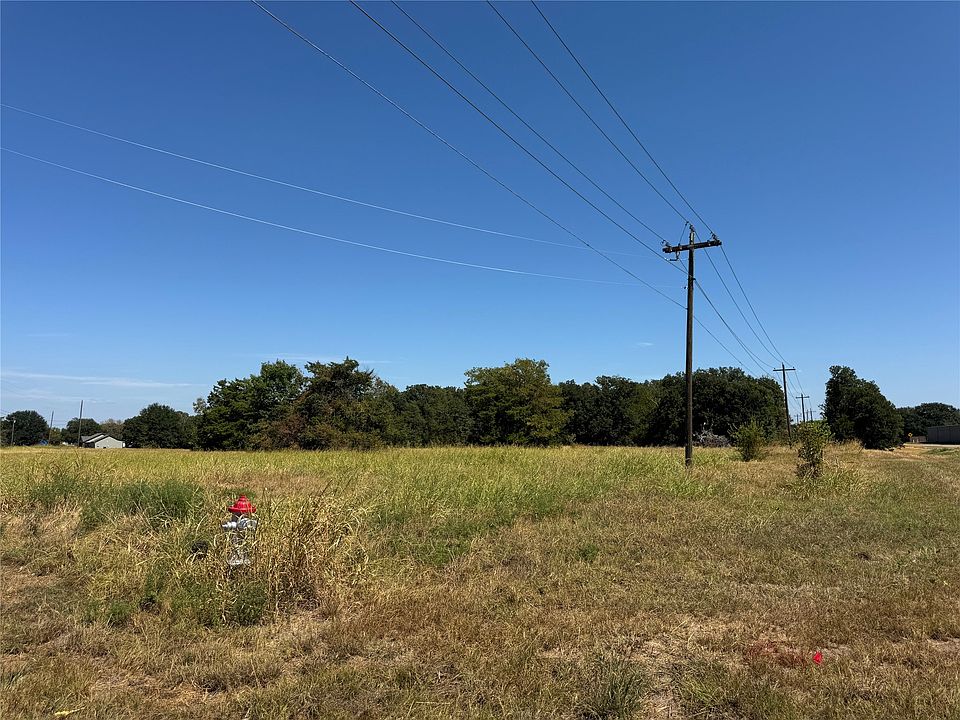 1st image of 3240 Recreation Rd #3