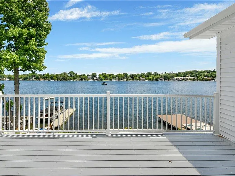 46 Sycamore Rd — Photo 21