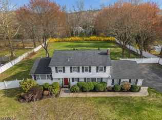 4 Babbitt Rd, Mendham Boro, NJ 07945