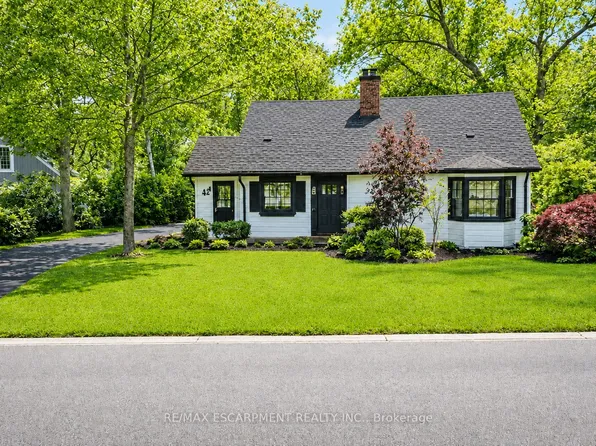 804 Shadeland Ave, Burlington, ON L7T 2M1