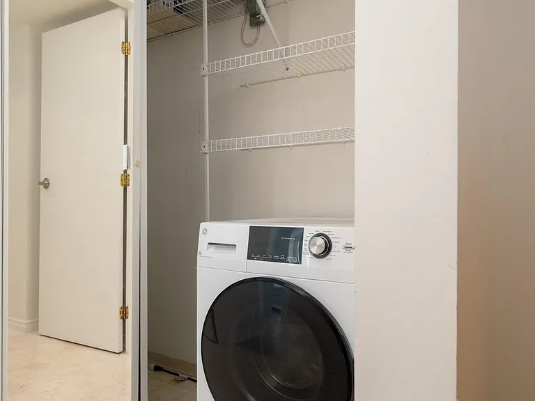 939 Homer St #2604 — Photo 15