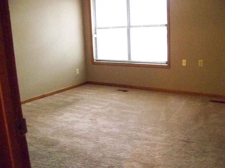 1198 Windham Ct — Photo 6