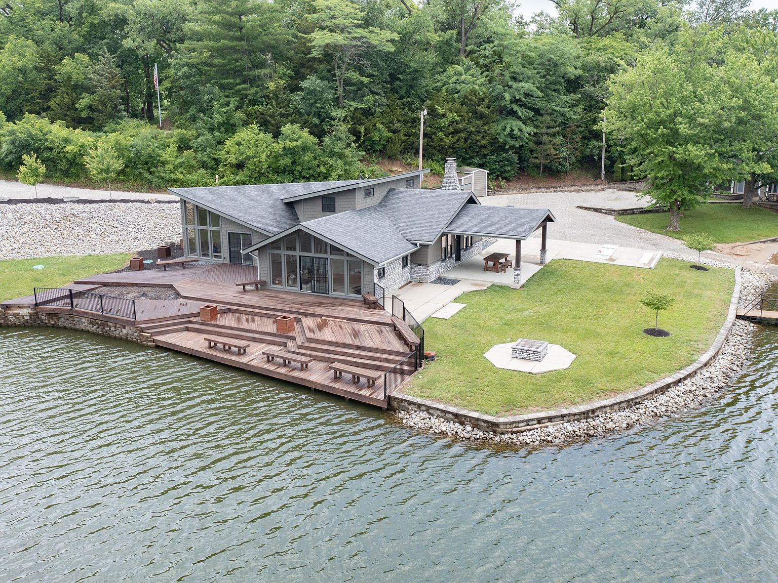 121 E Shore Dr, Cairo, MO 65239 Zillow