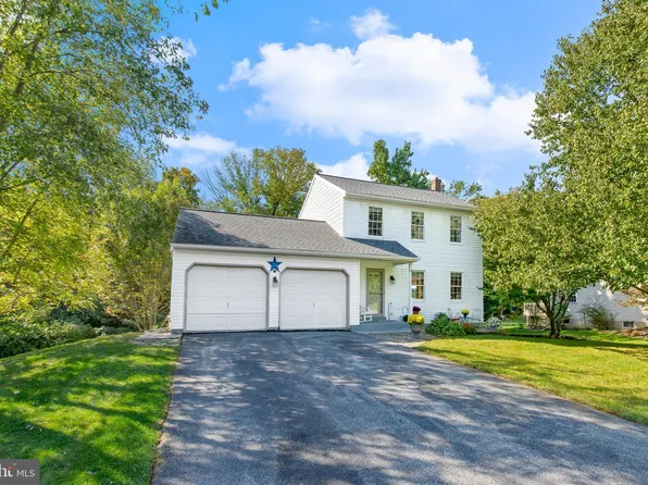 118 Woodcrest Dr, Lancaster, PA 17602