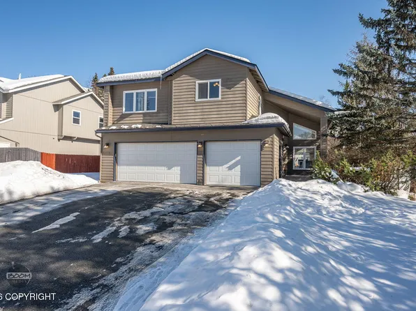 10911 Kaskanak Dr, Eagle River, AK 99577