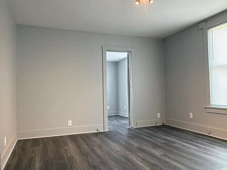 303 Olive St — Photo 6
