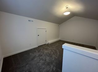 1546 E 3rd St UNIT A, Newberg, OR 97132