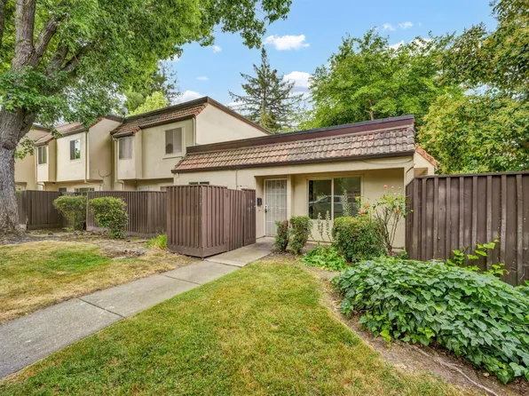1717 Las Raposas Court, Santa Rosa, CA 95409