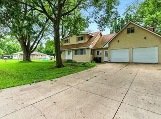 3116 Pocahontas Rd, Cedar Falls, IA 50613