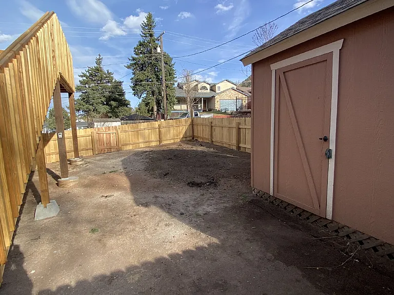 701 Prospect Pl #UPPER — Photo 15