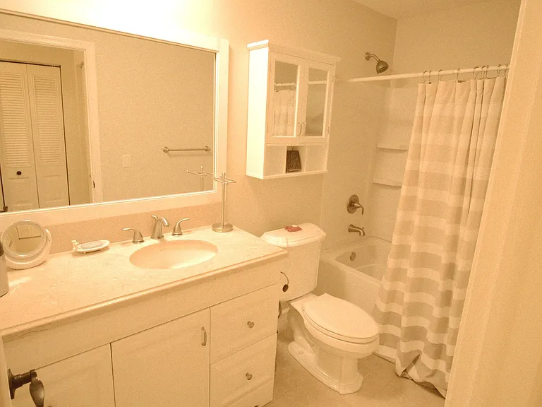 1901 Indian River Blvd #B206 — Photo 17
