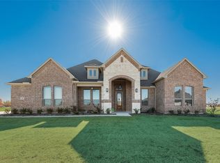 121 Muscogee Dr, Waxahachie, TX 75165