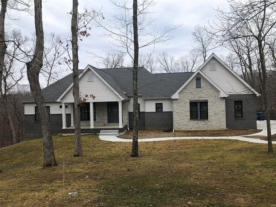 1st image of 663 Pine Creek Dr
