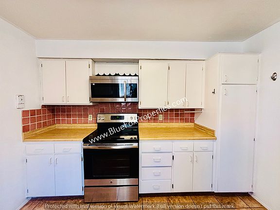 4th image of 2712 N Cloverland Ave