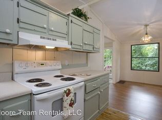 93 Trailing Vine Ln, East Flat Rock, NC 28726