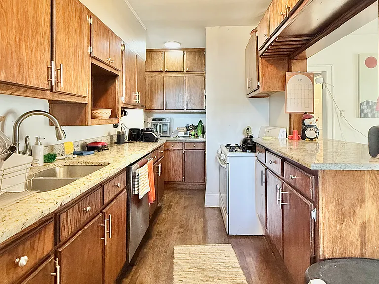 314 N Maple Ave #3N — Photo 18