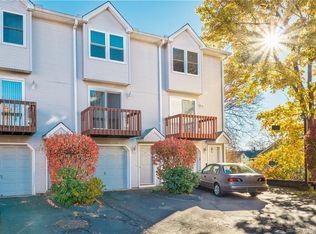 23 Smith St #5B, New Britain, CT 06053