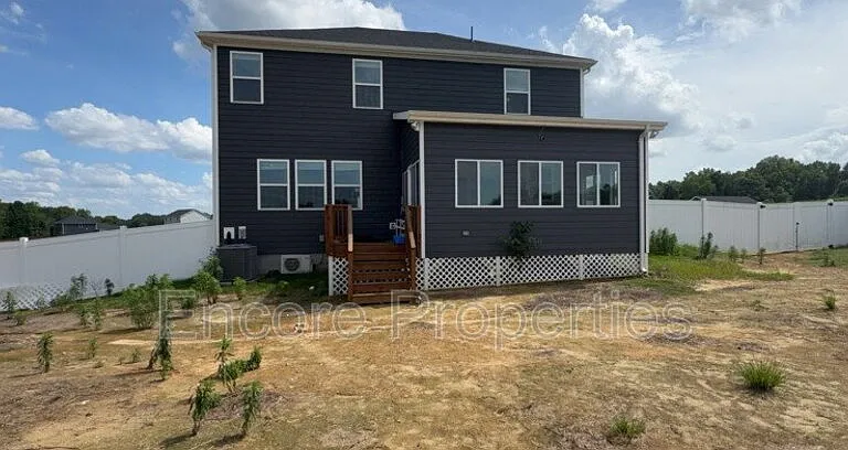 7704 Chestnut Creek Ct — Photo 15
