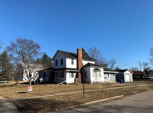 529 W Oak St, Vassar, MI 48768