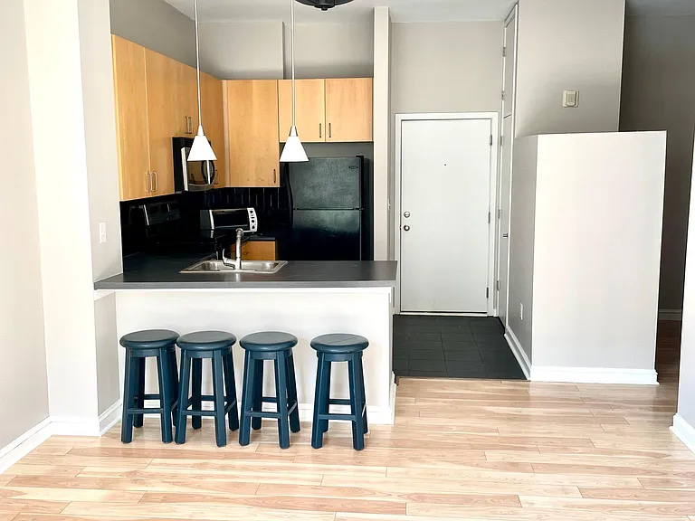 2125 Southend Dr #334 — Photo 6