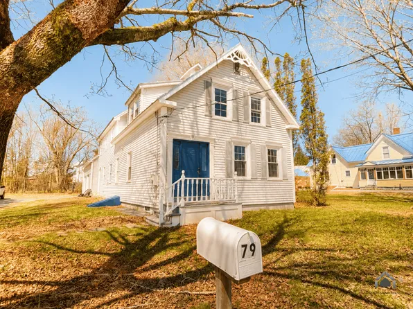 79 Main St, Skowhegan, ME 04976
