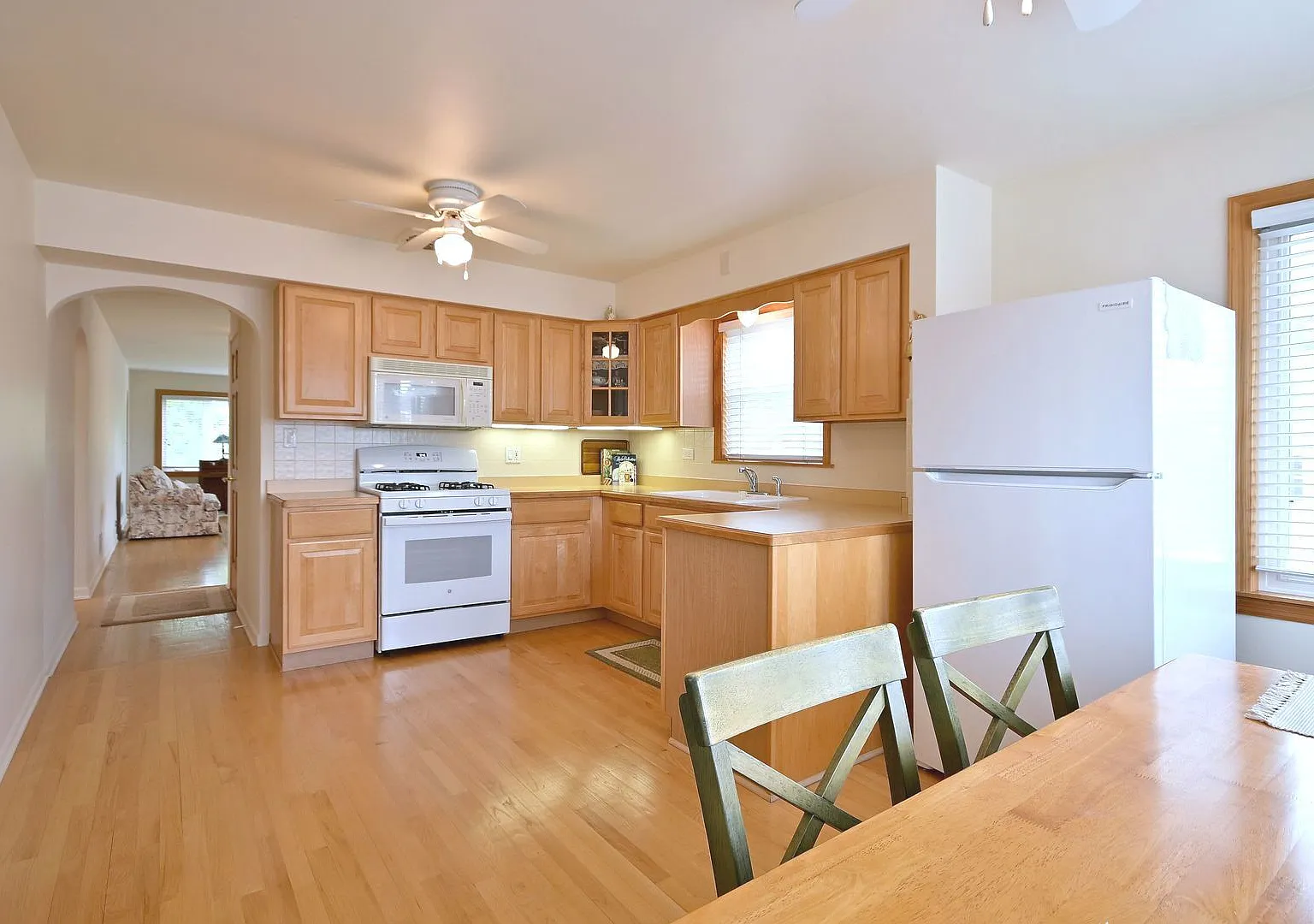 7513 W Isham Ave — Photo 3