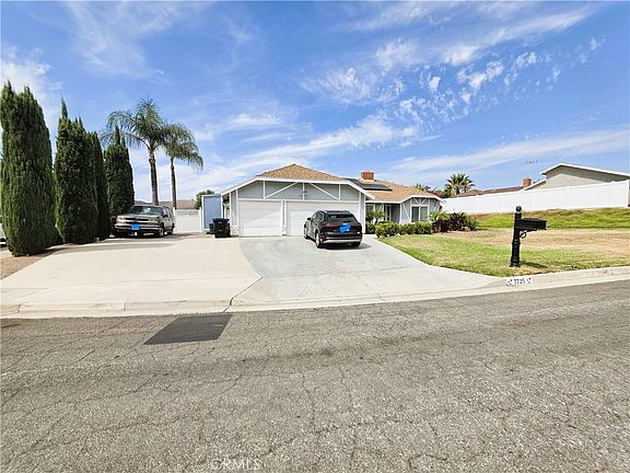 3rd image of 7725 Lippizan Dr