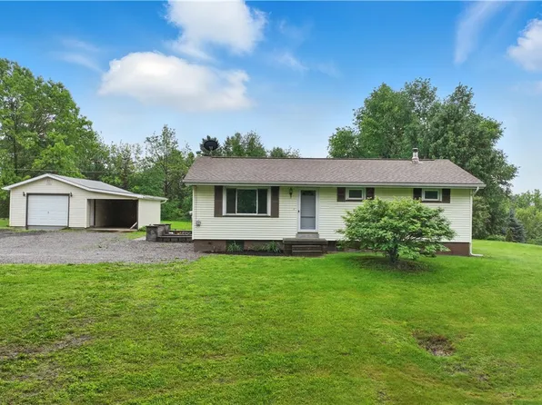 124 Plum St, Ellwood City, PA 16117