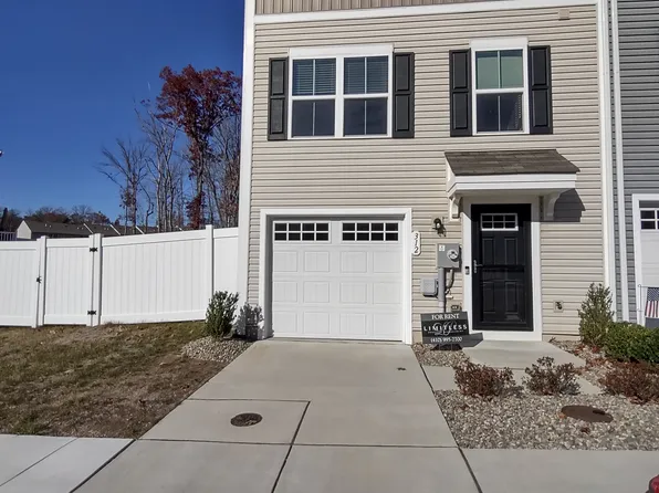 312 Tournament Cir, North East, MD 21901