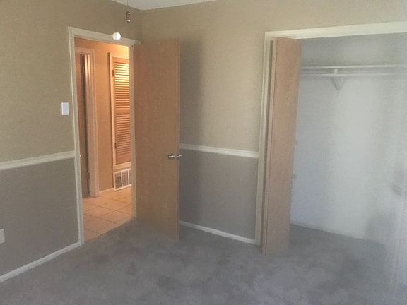 2nd image of 1342 Royal Oaks Dr