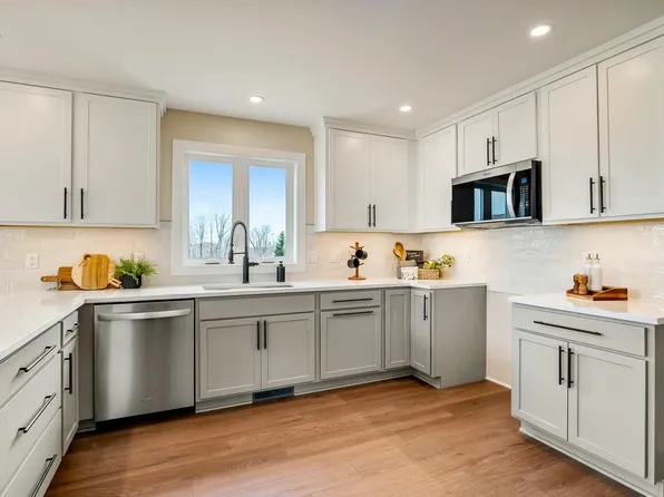 2352 Ryan AVENUE, Plymouth, WI 53073