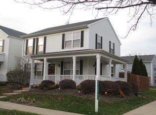 975 Symphony Dr, Aurora, IL 60504