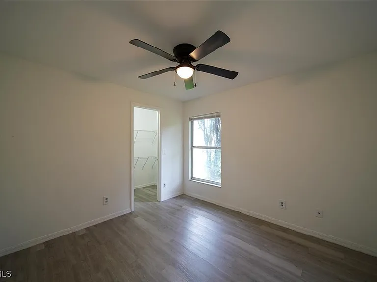 1502 Scholar Ct — Photo 23