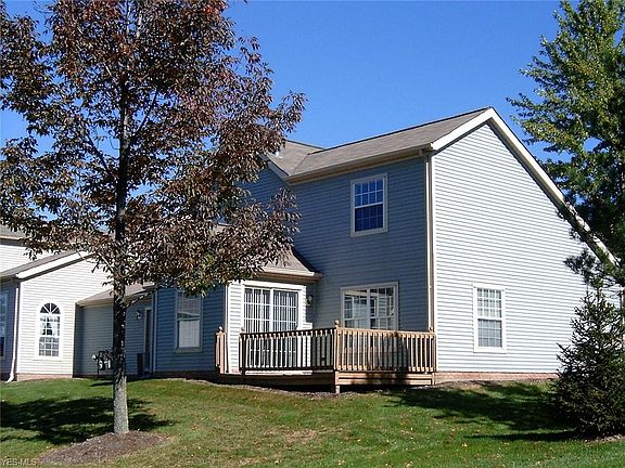 3rd image of 8608 Larkspur Ln