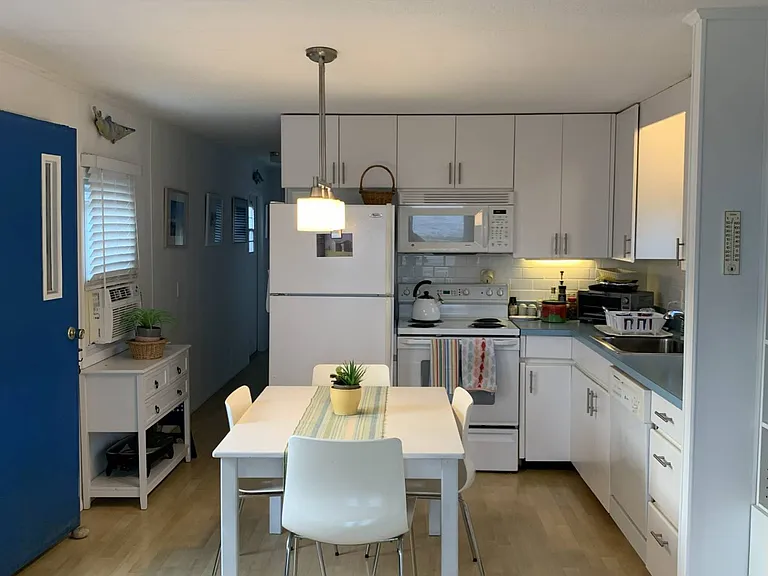 100 Deforest Rd #12 — Photo 22