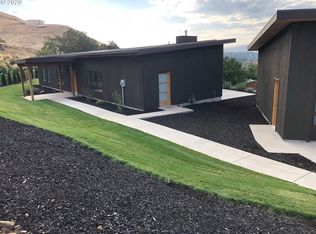 2530 E 18th St, The Dalles, OR 97058