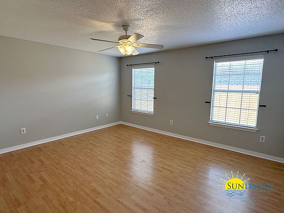 2nd image of 1955 Jo Tam Ln