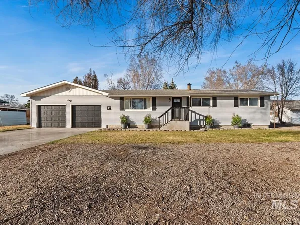 112 W California Ave, Homedale, ID 83628