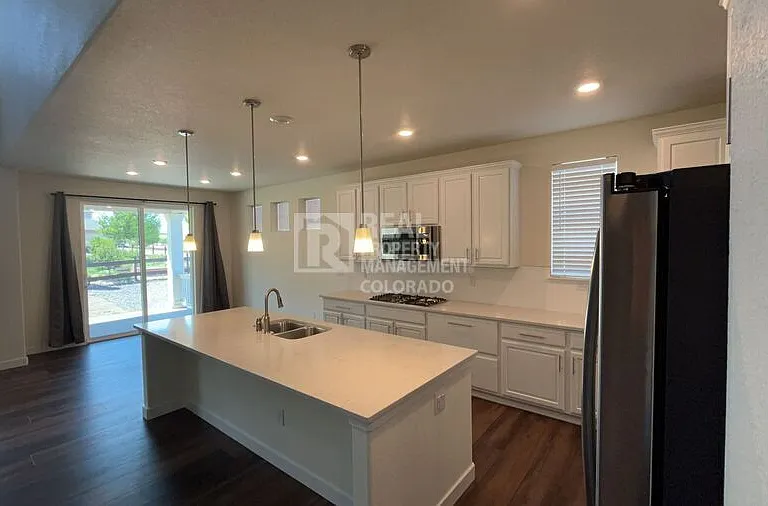 928 Gilpin Cir — Photo 7