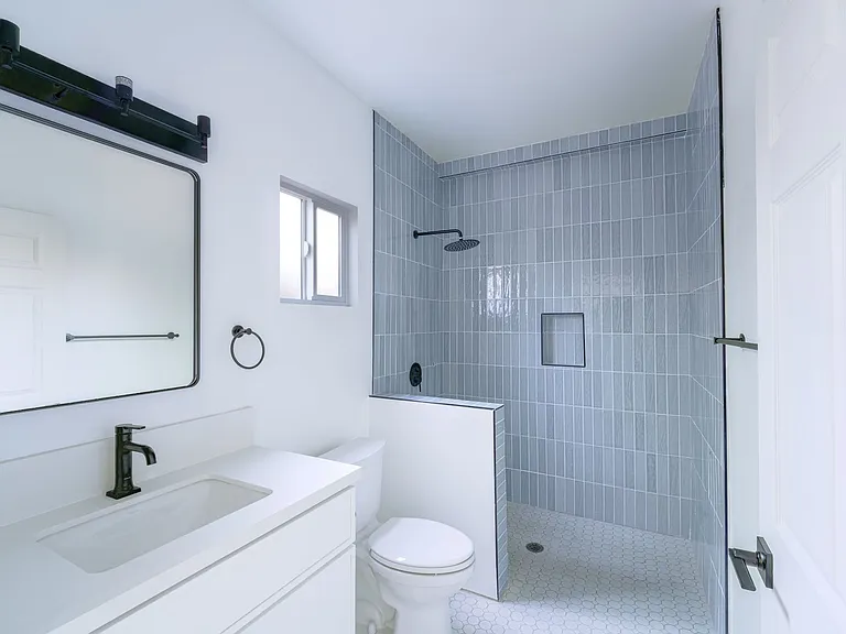 2860 Webster Ave — Photo 3