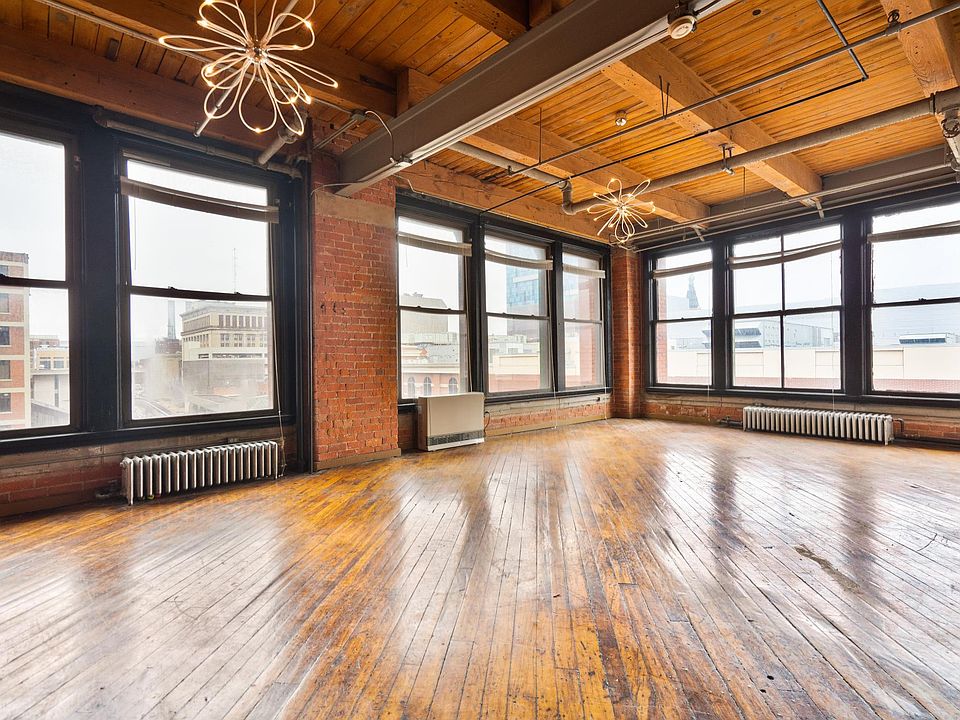1st image of 743 Beaubien St APT 508