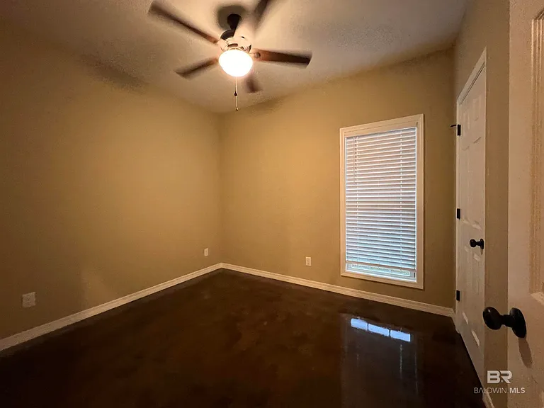 33048 Stables Dr #B — Photo 12